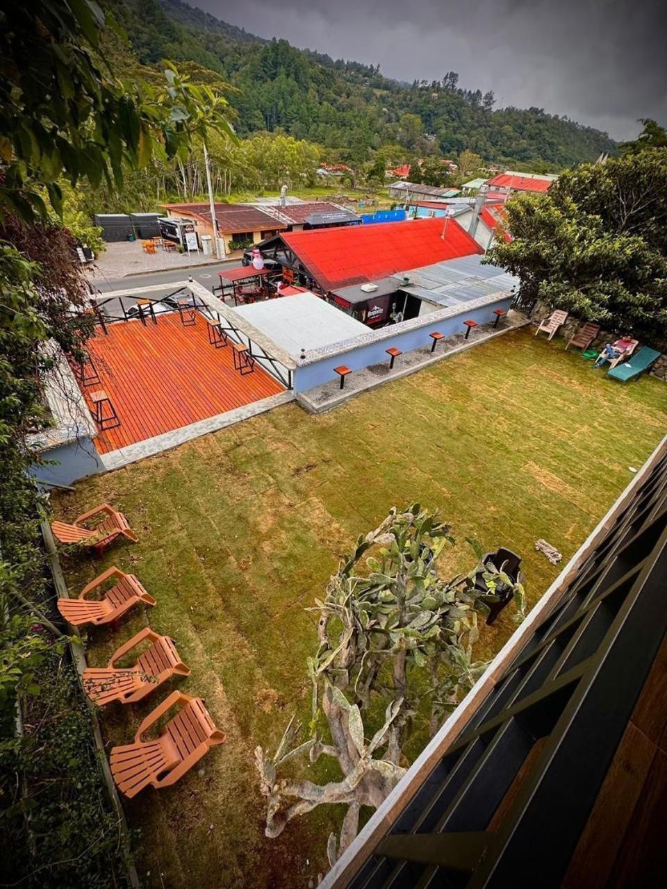 Blasina Beer Hostel 下博克特 外观 照片